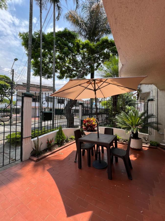 קאלי Casa Hotel Flor Del Valle מראה חיצוני תמונה