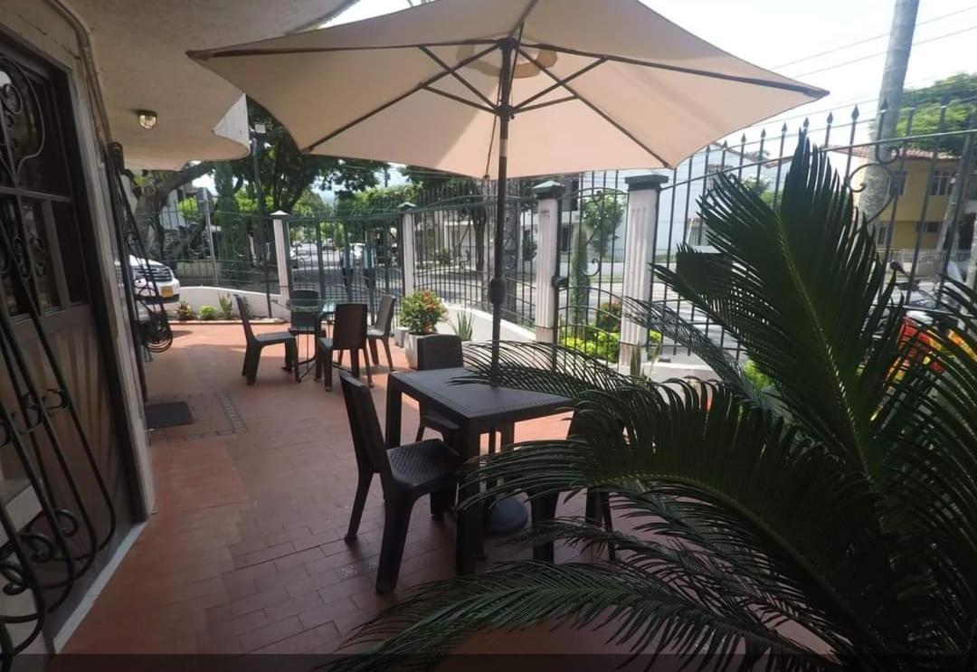 קאלי Casa Hotel Flor Del Valle מראה חיצוני תמונה